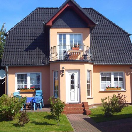 Ferienwohnung Jargow _ Alt_Reddevi Alt Reddevitz Exteriör bild